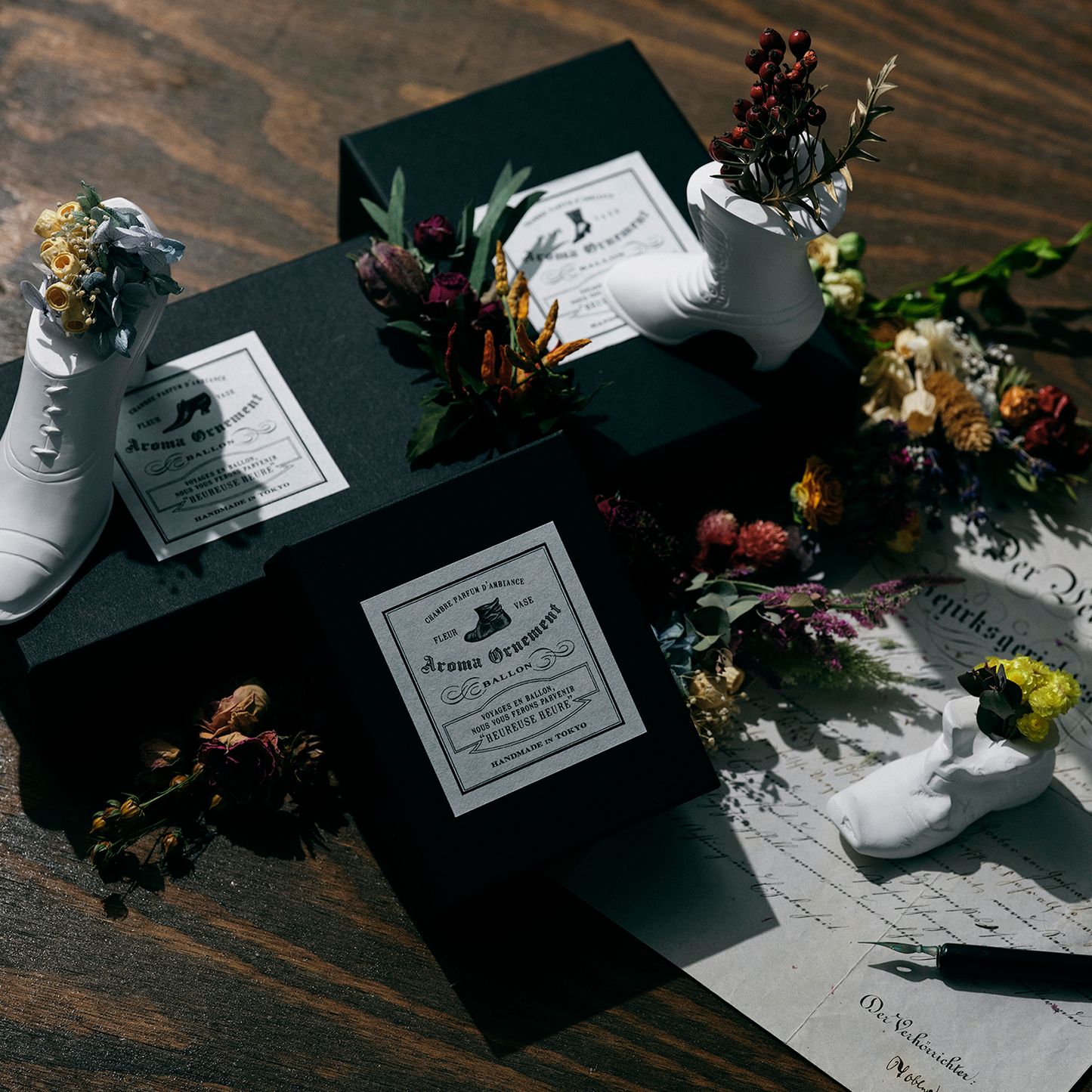 AROMA ORNAMENT FLOWER VASE "Pascal"
