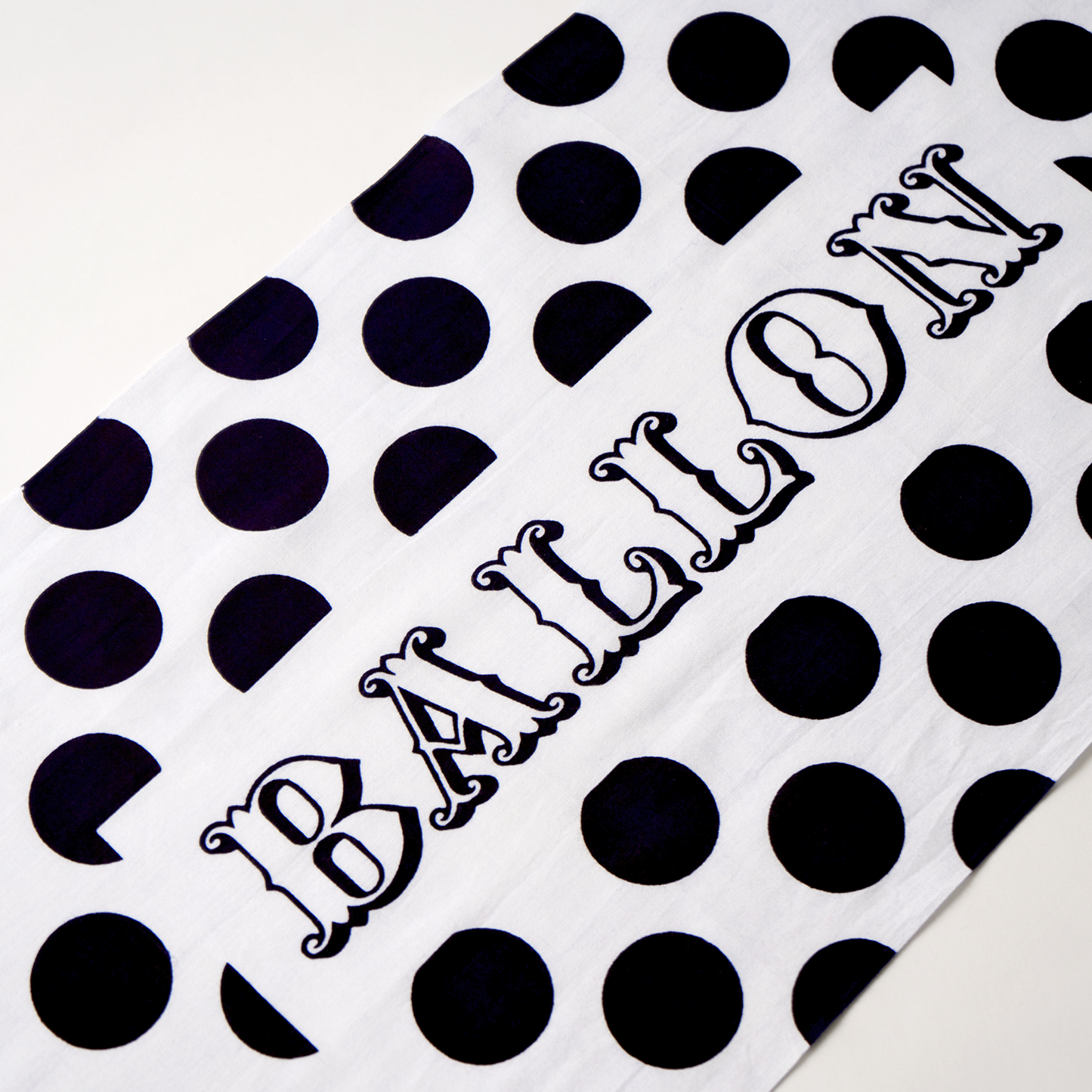 BALLON×かまわぬ　オリジナルてぬぐい　水玉BALLON