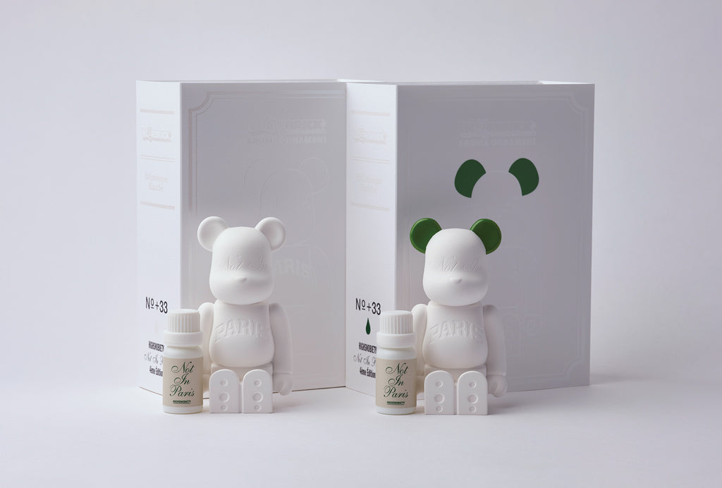 BE@RBRICK AROMA ORNAMENT No.+33 Not in Paris / WHITE