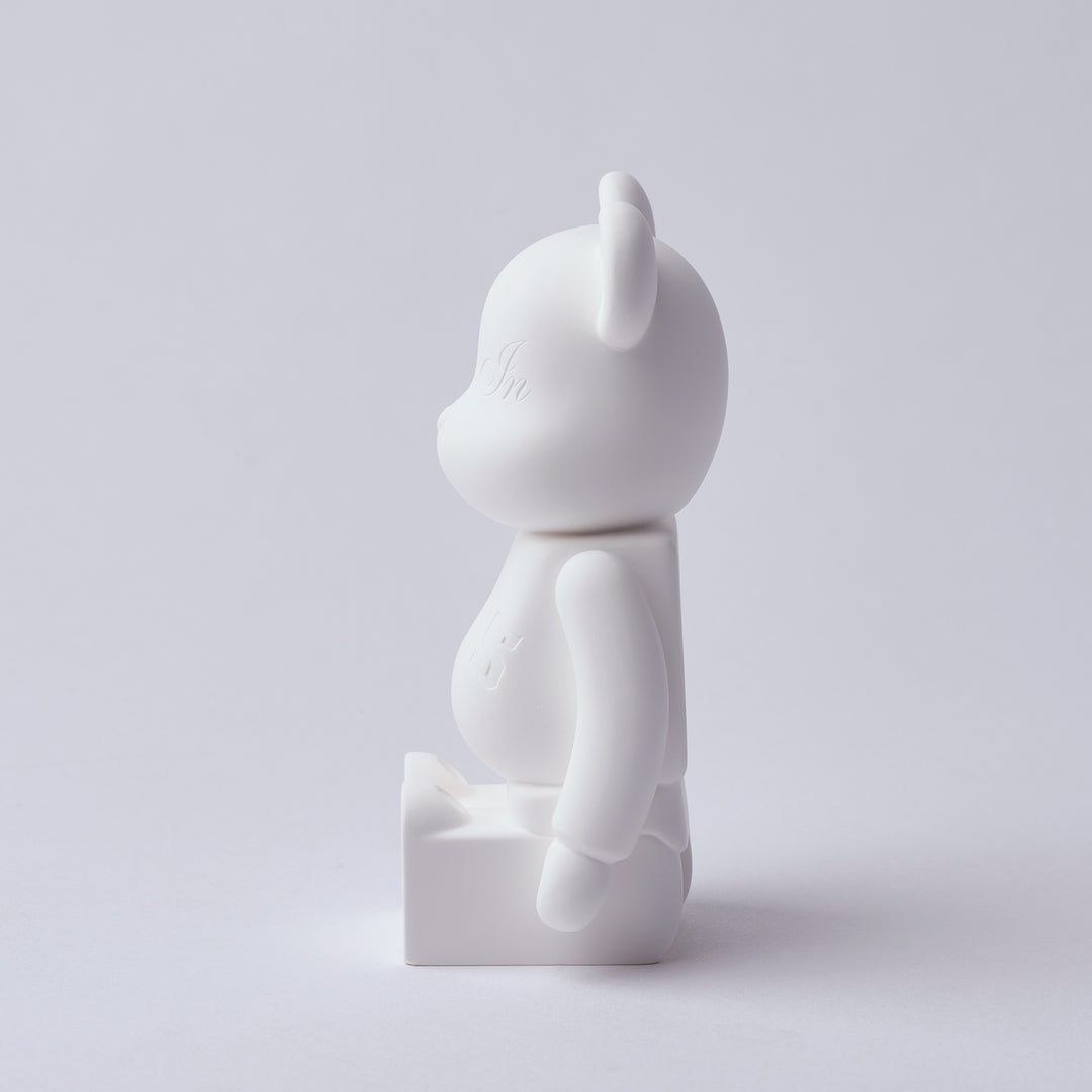 BE@RBRICK AROMA ORNAMENT No.+33 Not in Paris / WHITE