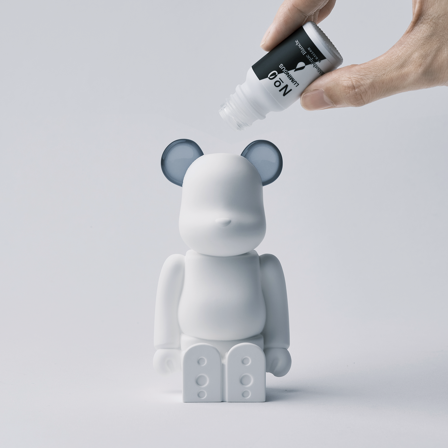 BE@RBRICK AROMA ORNAMENT No.0 LUMINOUS GRAY