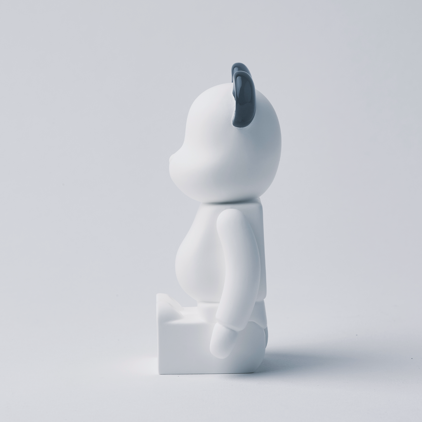 BE@RBRICK AROMA ORNAMENT No.0 LUMINOUS GRAY