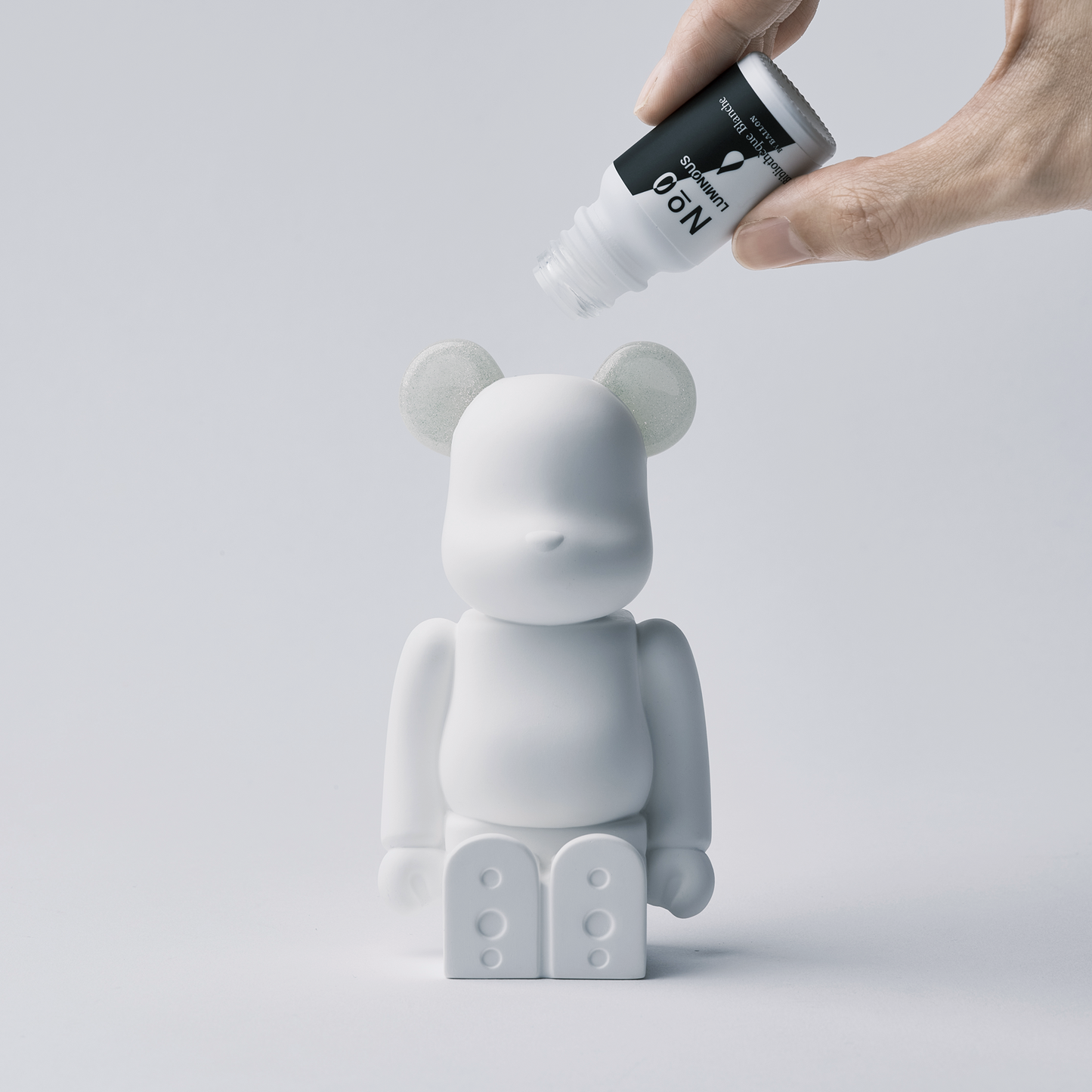 BE@RBRICK AROMA ORNAMENT No.0 LUMINOUS WHITE